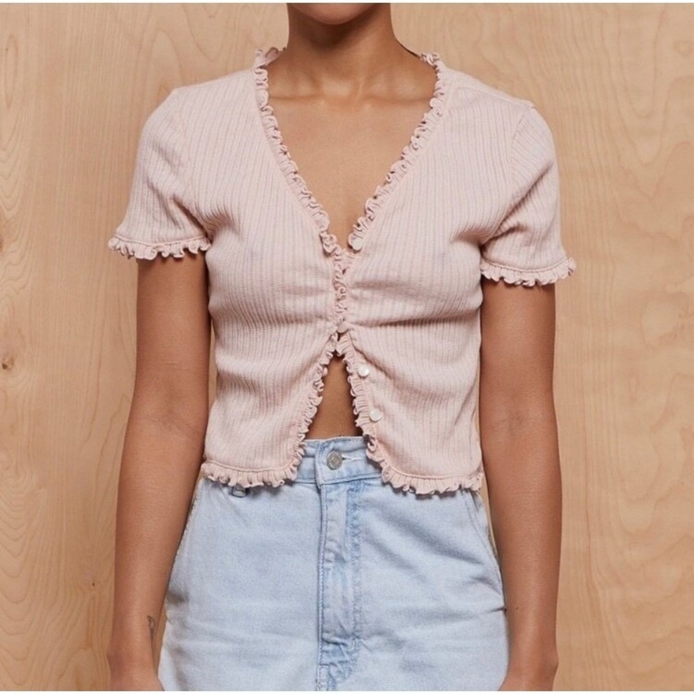 Levis Women's Pink Ribbed Ruffle Trim Button Front Cardigan Top Size L NWT